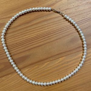 Freshwater Pearl necklace 13”